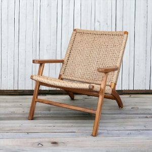 fauteuil style lounge en bois et cannage